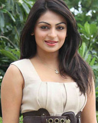 Neeru Bajwa